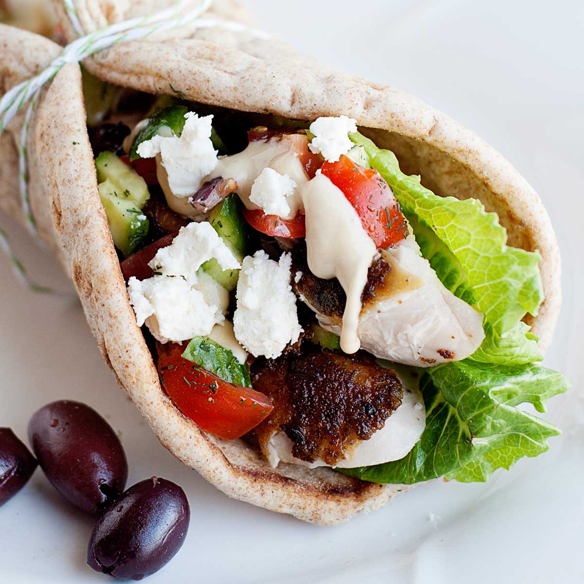 Mediterranean Chicken Flatbread