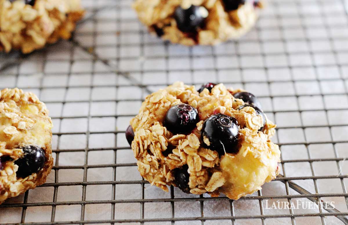 five blueberry oat breakfast cookies on a cooling rack