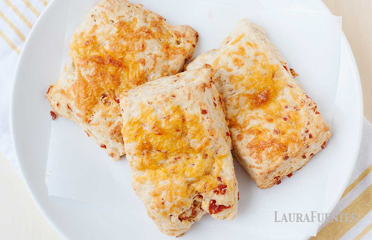 pepperoni and cheese pizza stuffed biscuits