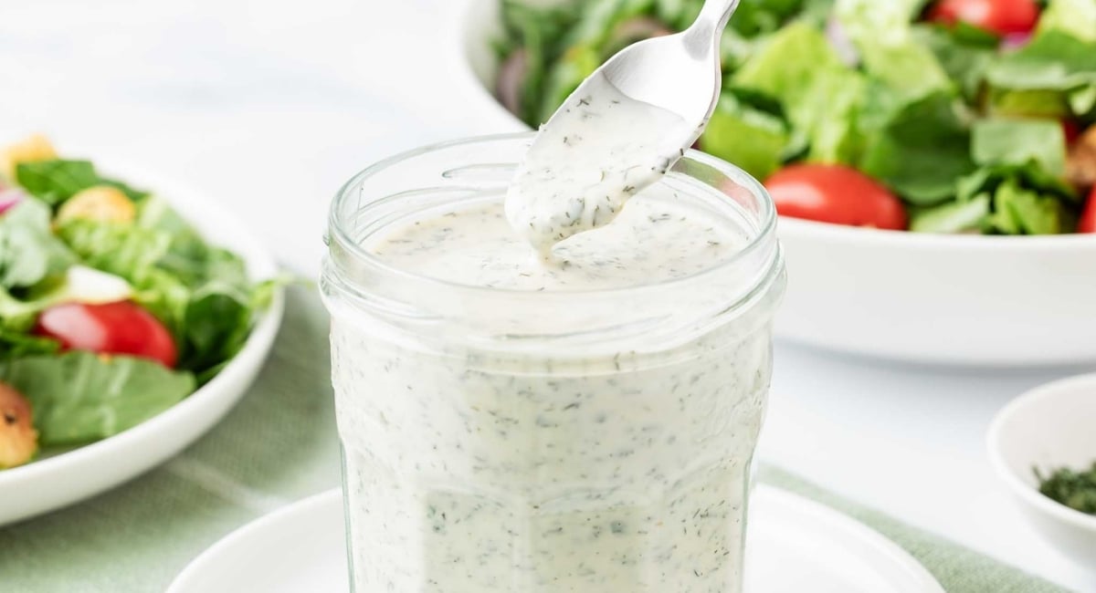 Homemade Ranch Dressing in 2 Minutes
