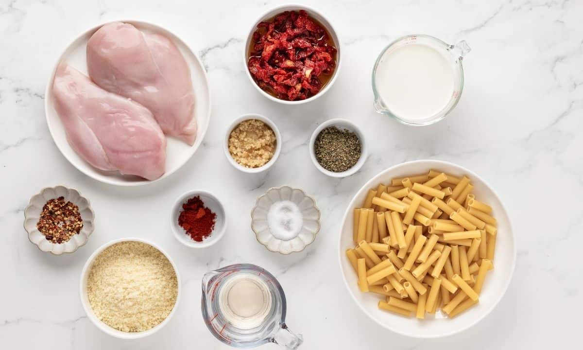 chicken pasta with sun dried tomatoes recipe ingredients