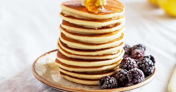 Flourless Protein Pancakes - Laura Fuentes
