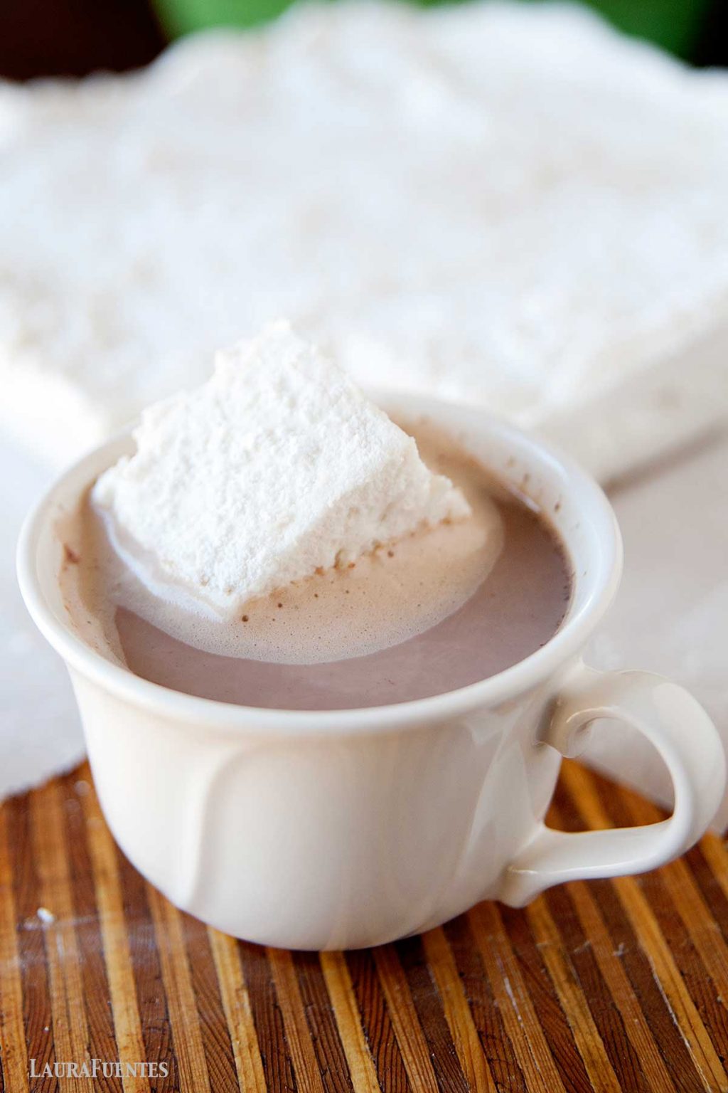 Easy Homemade Marshmallow Recipe (Paleo, No Corn Syrup Recipe)