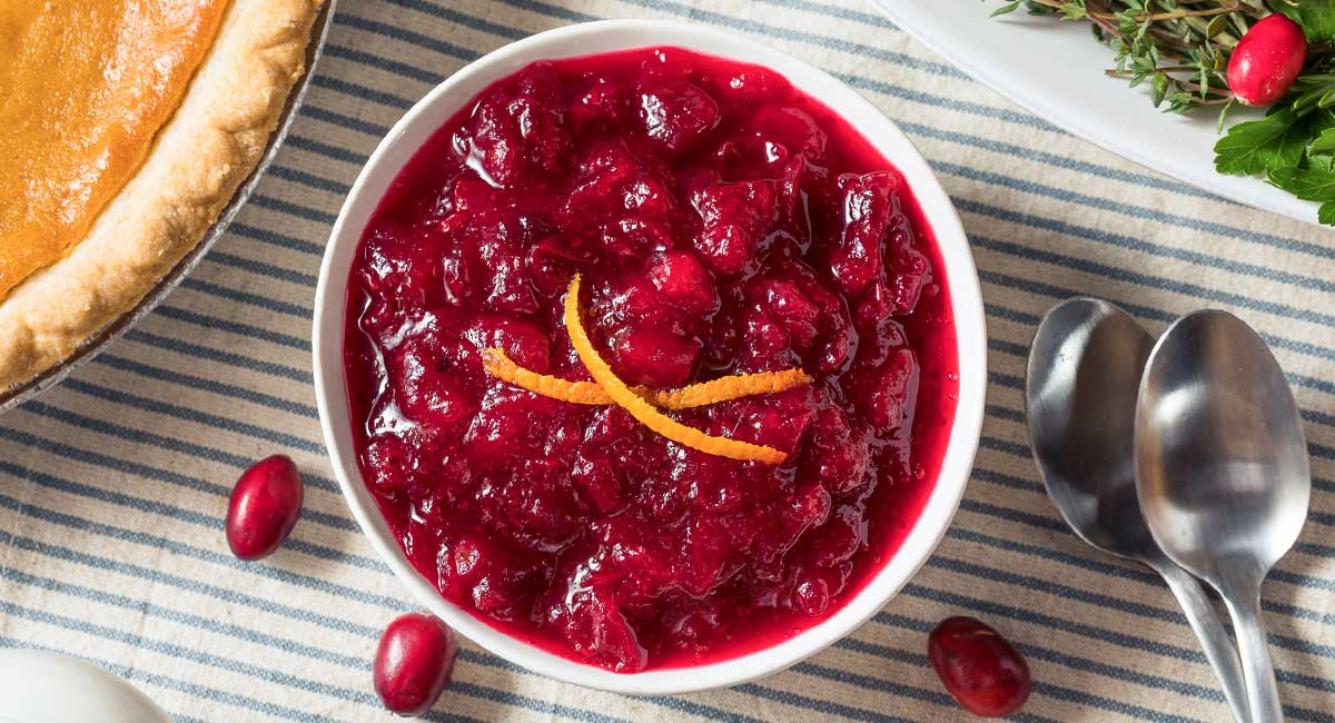 Orange Juice Cranberry Sauce With 3 Ingredients - Laura Fuentes