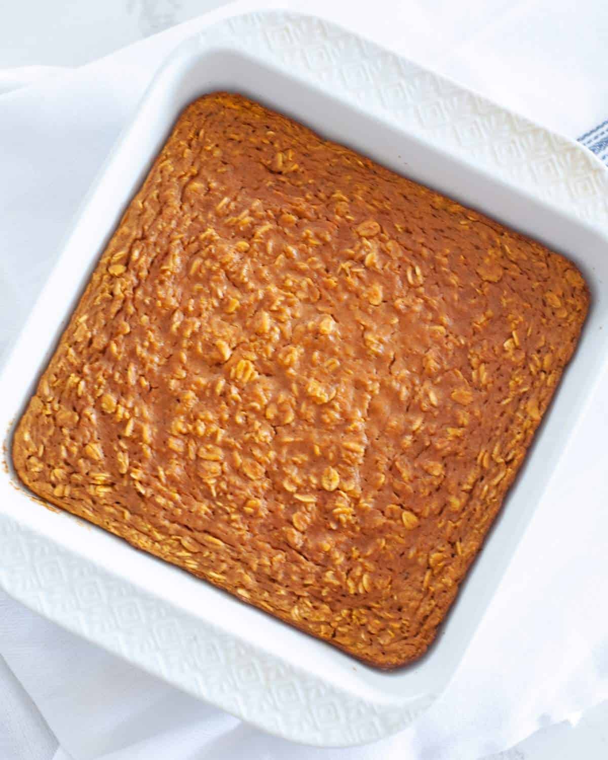 baking dish with baked pumpkin oatmeal