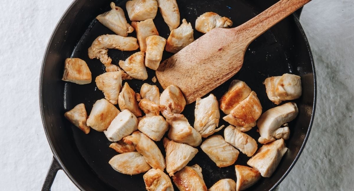 How to Cook Chicken Pieces in a Pan | Laura Fuentes