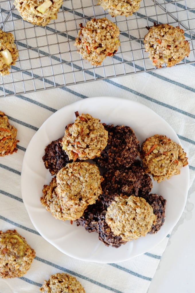 plate of breakfast cookies