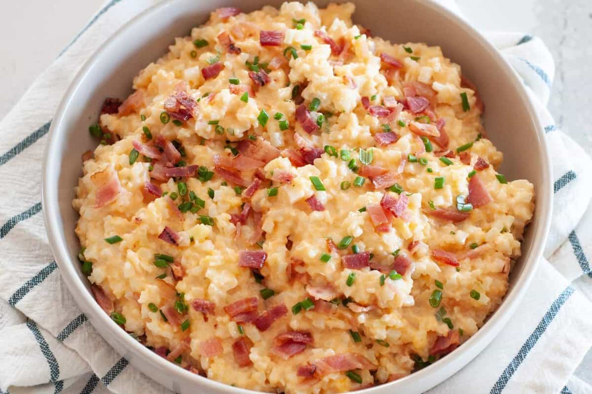 a bowl of cheesy cauliflower rice