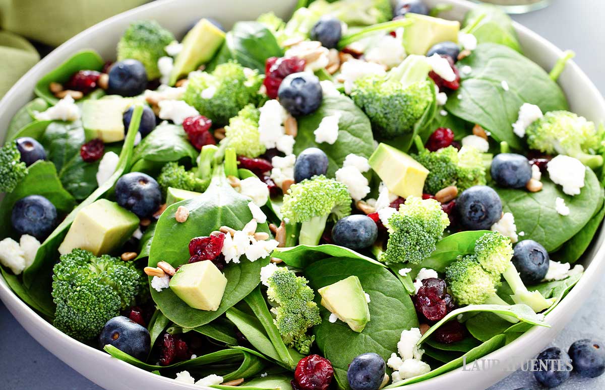 blueberry spinach salad in a bowl