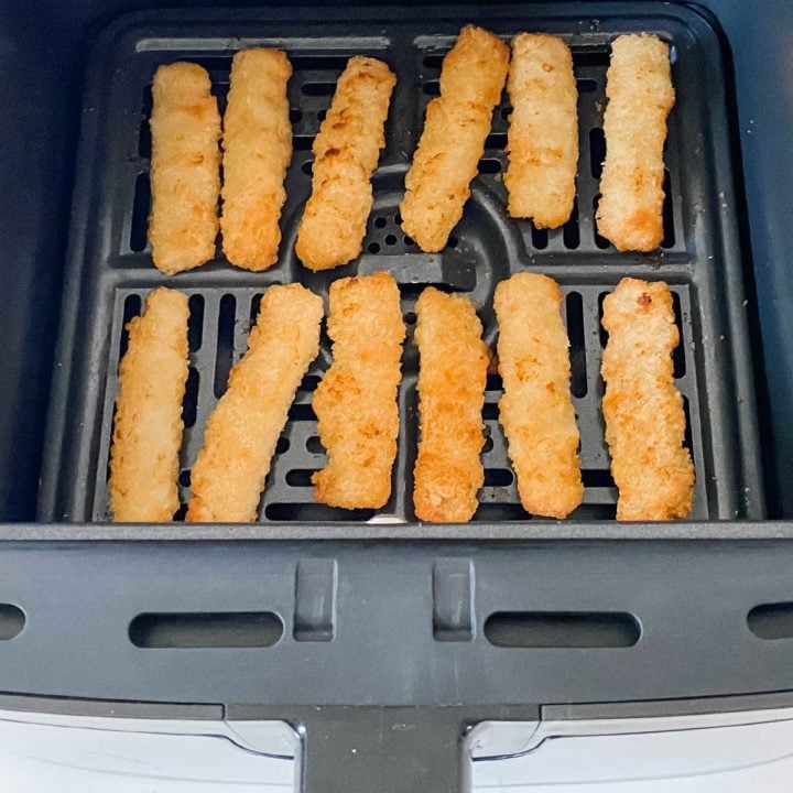 Cook Frozen Fish Sticks in the Air Fryer Laura Fuentes