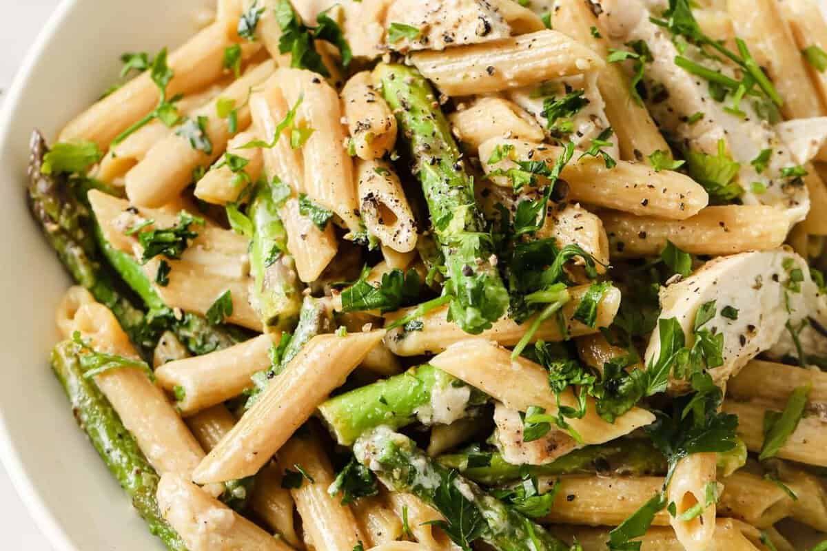 closeup of lemon chicken asparagus pasta