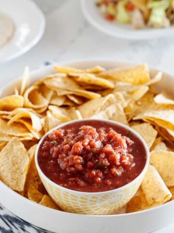 fresh salsa with chips