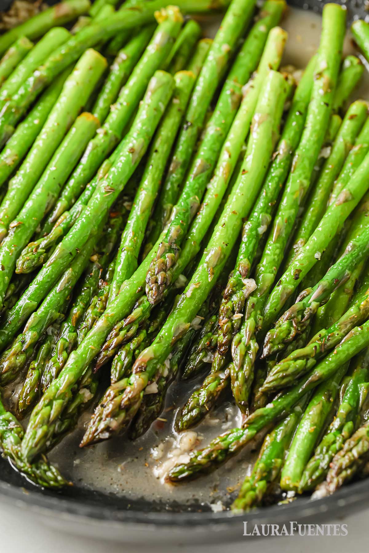 asparagus in a pan