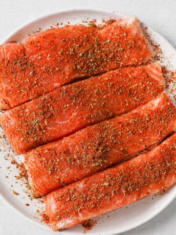 salmon fillets with seasoning