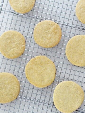 round sugar cookies on a cooling rack