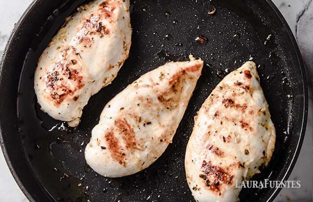 How to Cook Frozen Chicken Breasts in a Pan Laura Fuentes