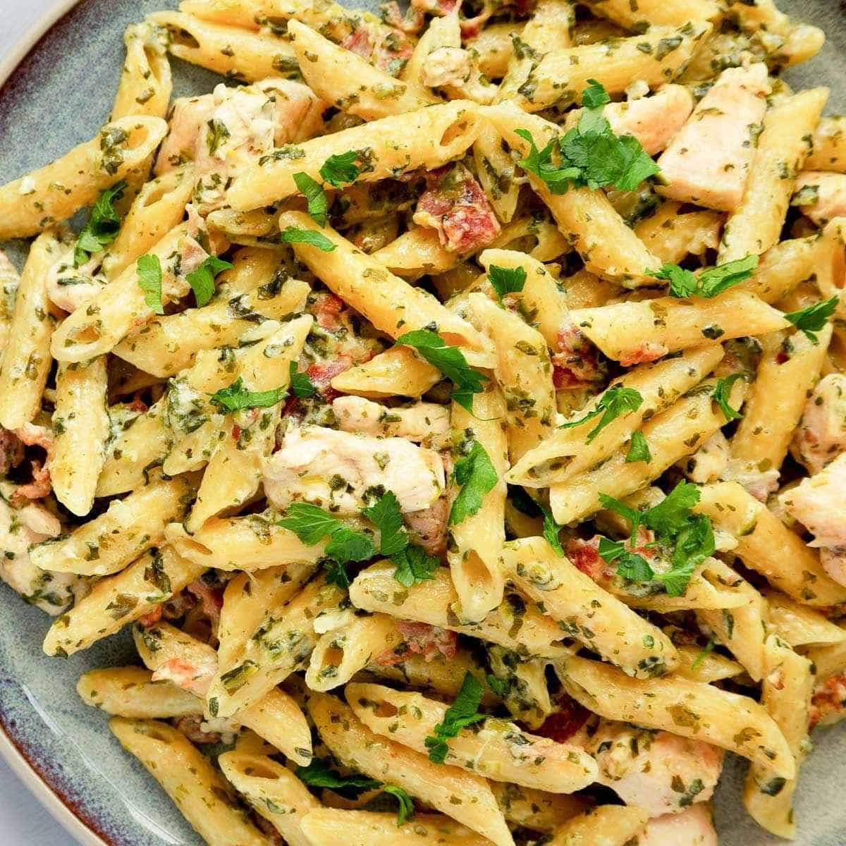 Garlic & Herb Rotisserie Chicken Pasta-image