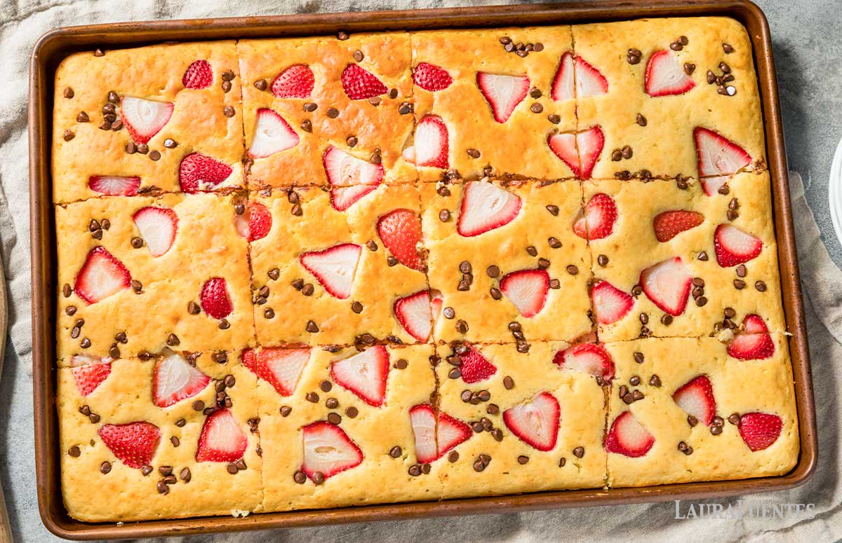 sheet pan pancakes with strawberries and chocolate chips