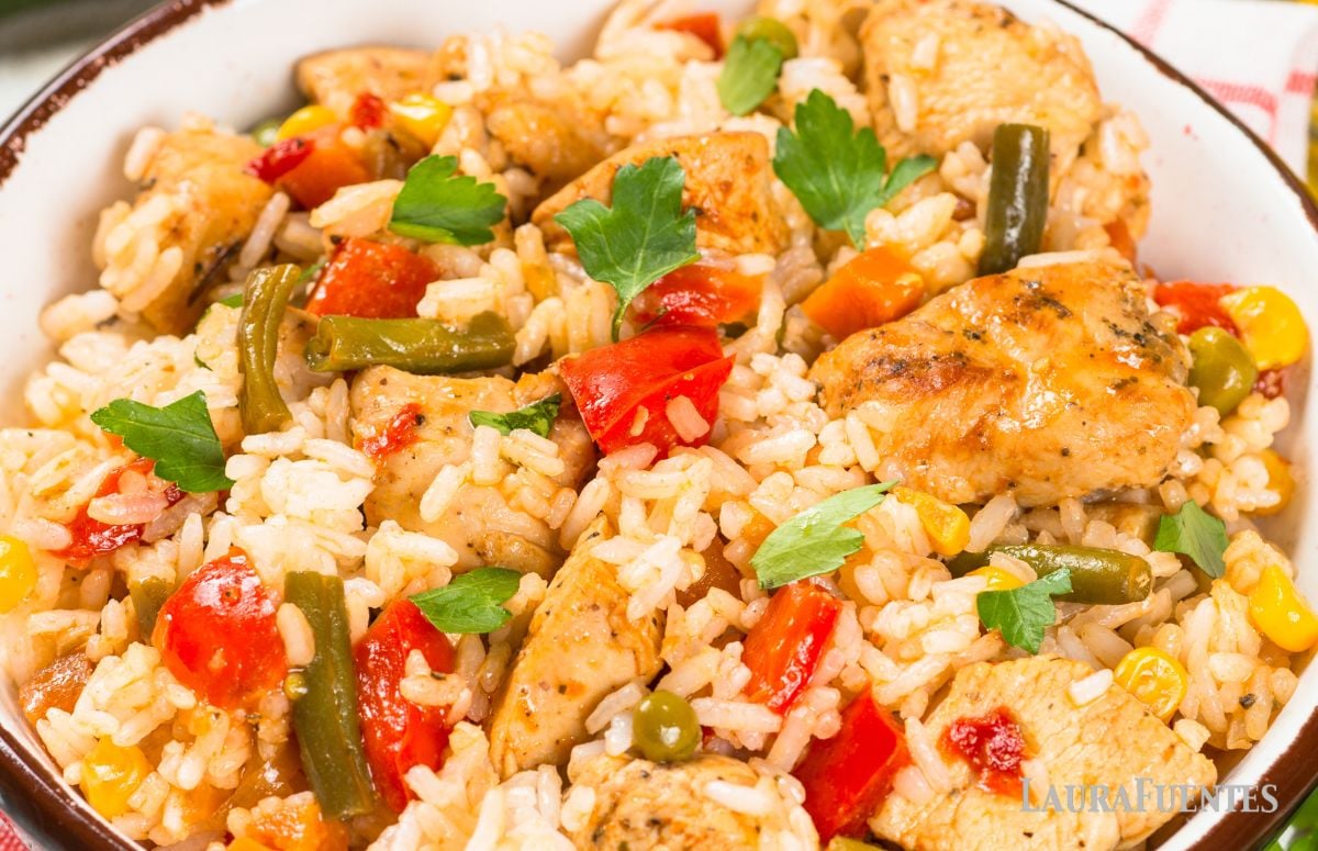 rotisserie chicken and rice rice with veggies