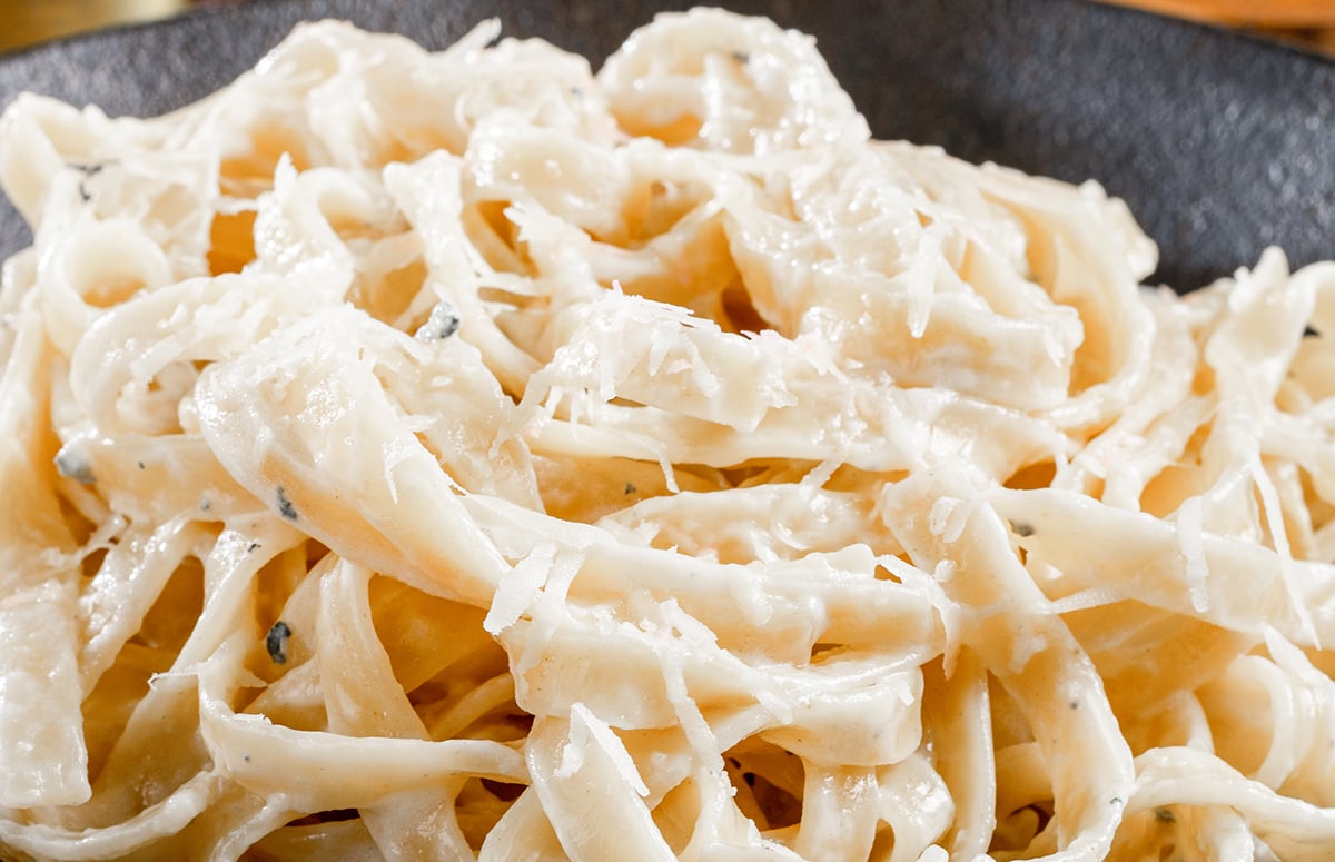 close up of cream cheese alfredo