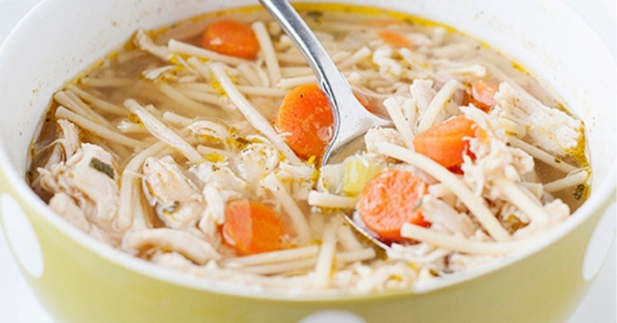 Chicken Spaghetti Soup with Rotisserie Chicken - Laura Fuentes