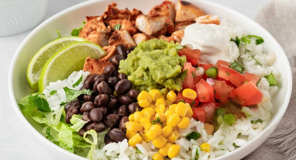 Chipotle Chicken Burrito Bowl {Easy Copycat Recipe} - Laura Fuentes