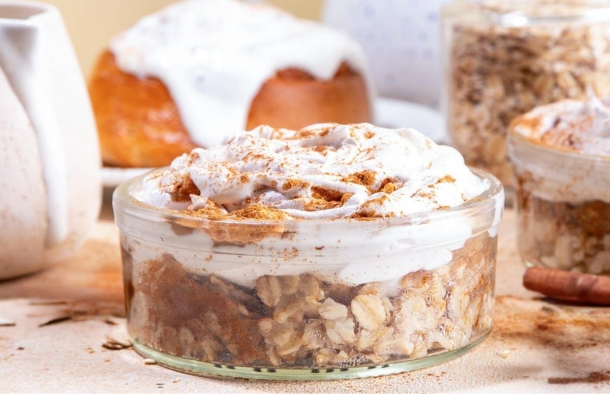 a jar of cinnamon roll overnight oats