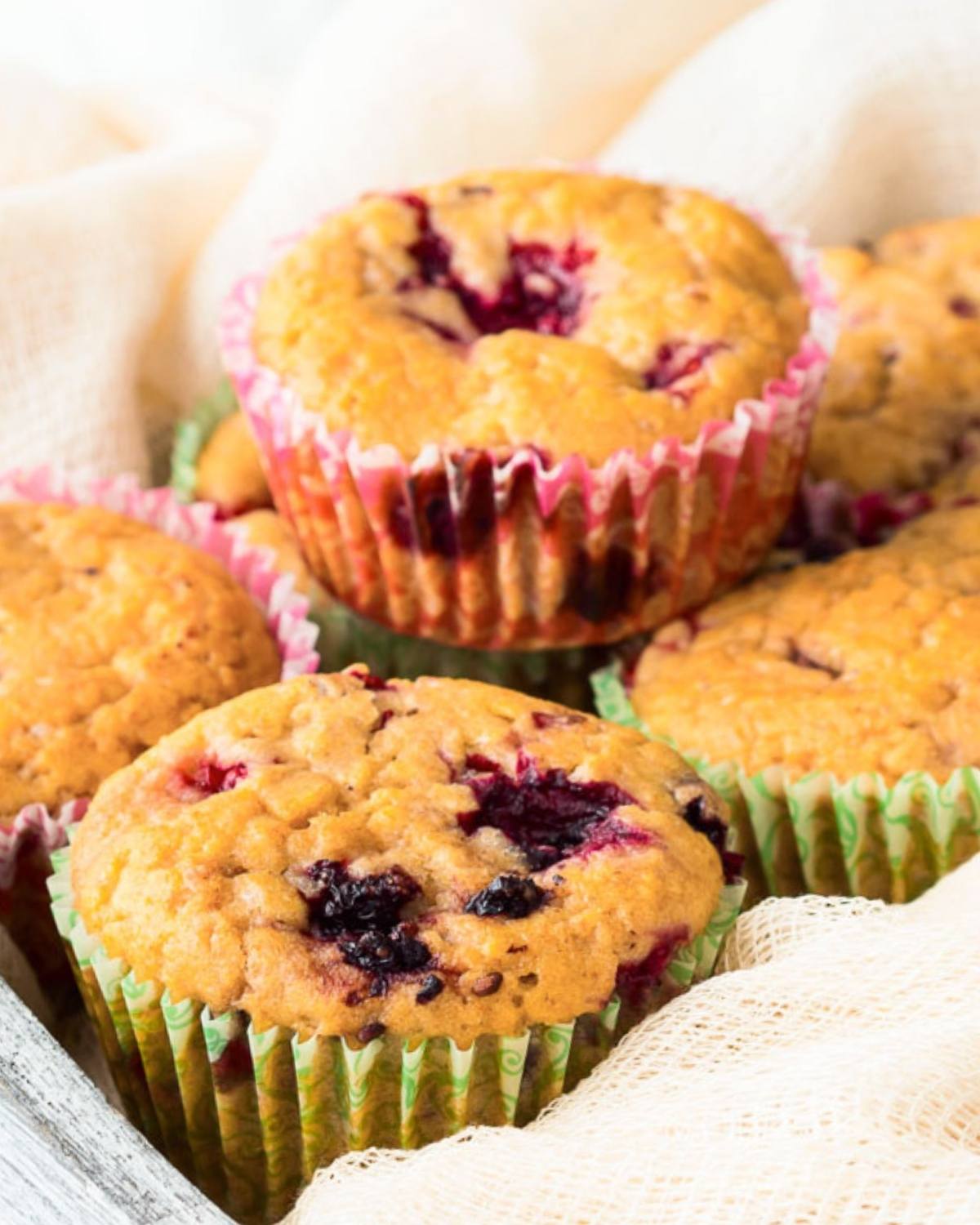 mixed berry muffins
