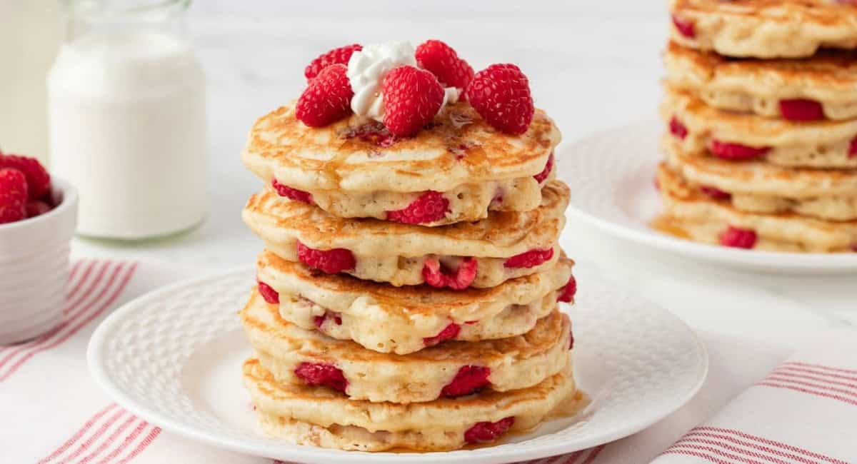 Beautiful Raspberry Pancakes Easy Fluffy Raspberry Pancakes Recipe