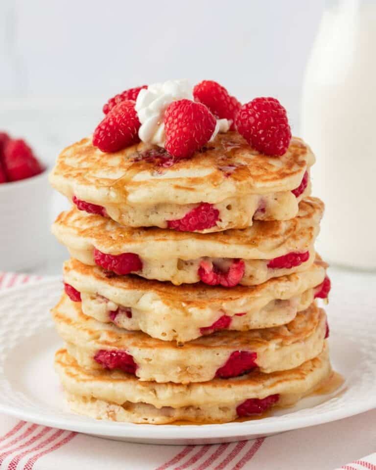 Pancake Raspberry Boxes Easy Fluffy Raspberry Pancakes Recipe